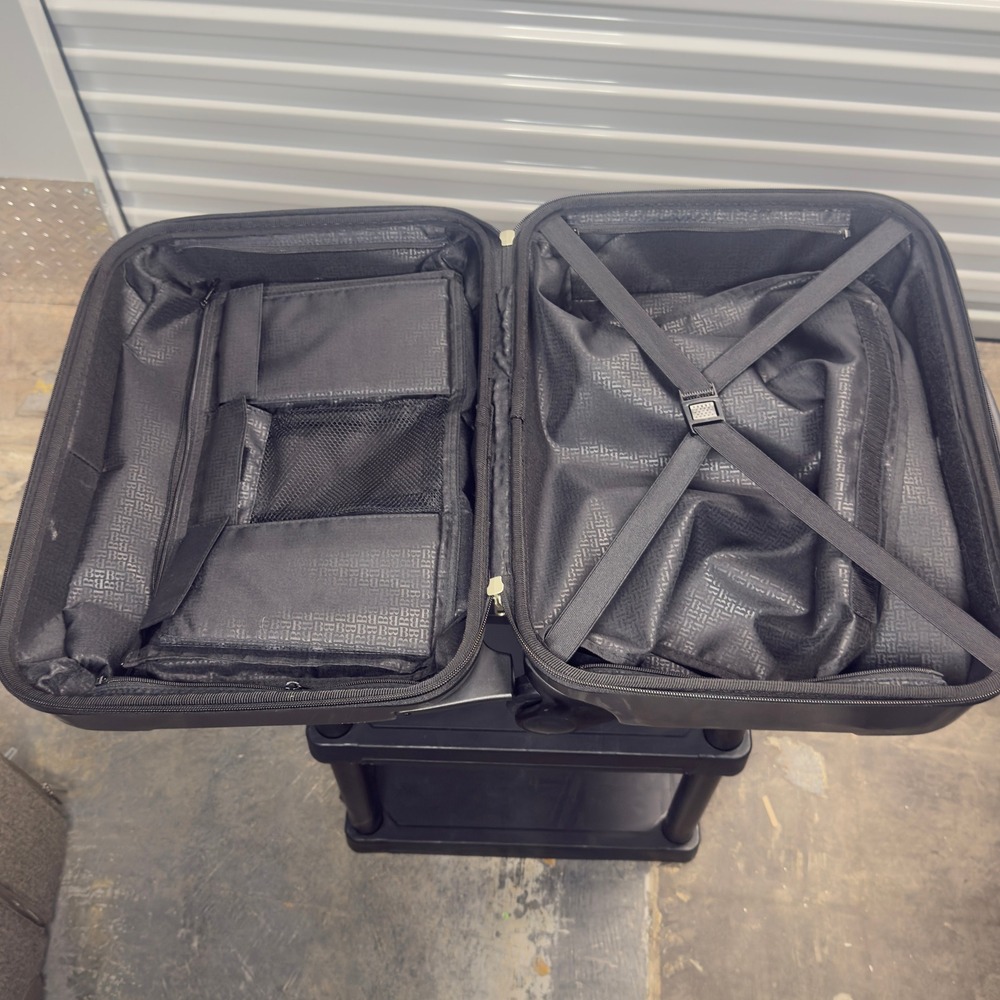 Brookstone Dash 2.0 Hardside Underseat Spinner Luggage Silver Rolling Briefcase - Picture 4 of 11